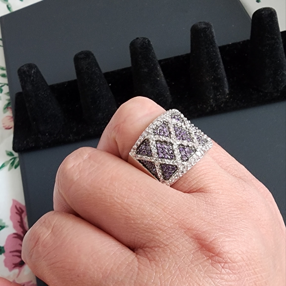 Ring - Picture 11 of 11